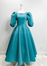 Load image into Gallery viewer, Bubble sleeve midi dress BLUE/BURGUNDY Bloombellamoda 