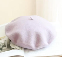Cargar imagen en el visor de la galería, Le amore beret PRE ORDER Accessories Bloombellamoda 